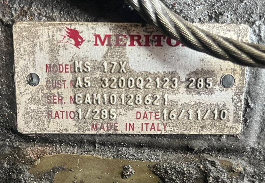 Нужен чулок ведущего моста под редуктор MS17X на Вольво ФМ13 (одиночка, 6×2 с ленивцем, пневмо, 2015  - photo 1