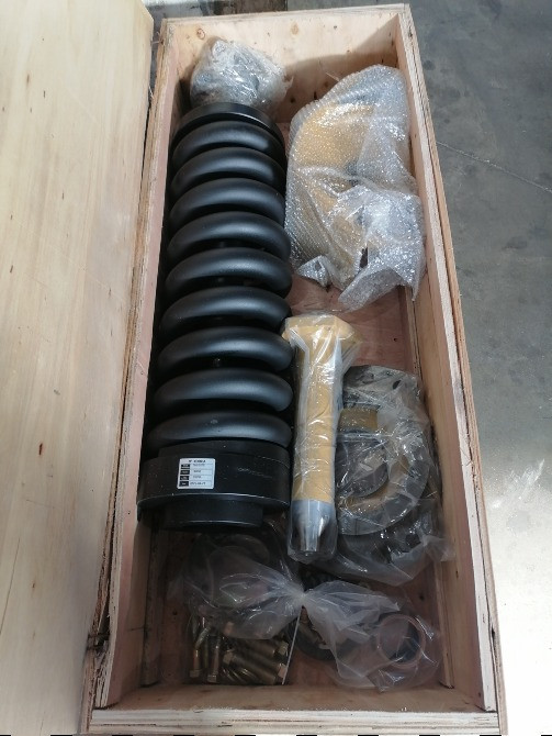 Натяжитель бульдозера SEM 816D Санкт-Петербург - изображение 1