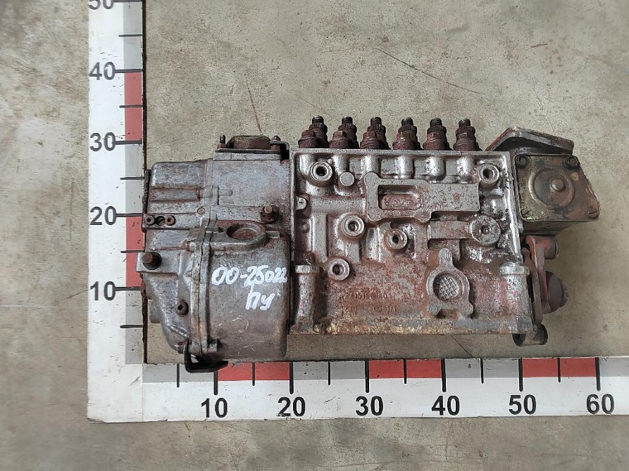 0402646667 / 1310221 топливный насос высокого давления DAF б/у Екатеринбург - изображение 1