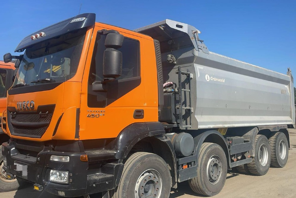 Нужна кабина Ивеко Тракер 2020 г.в. Вся Россия - изображение 1