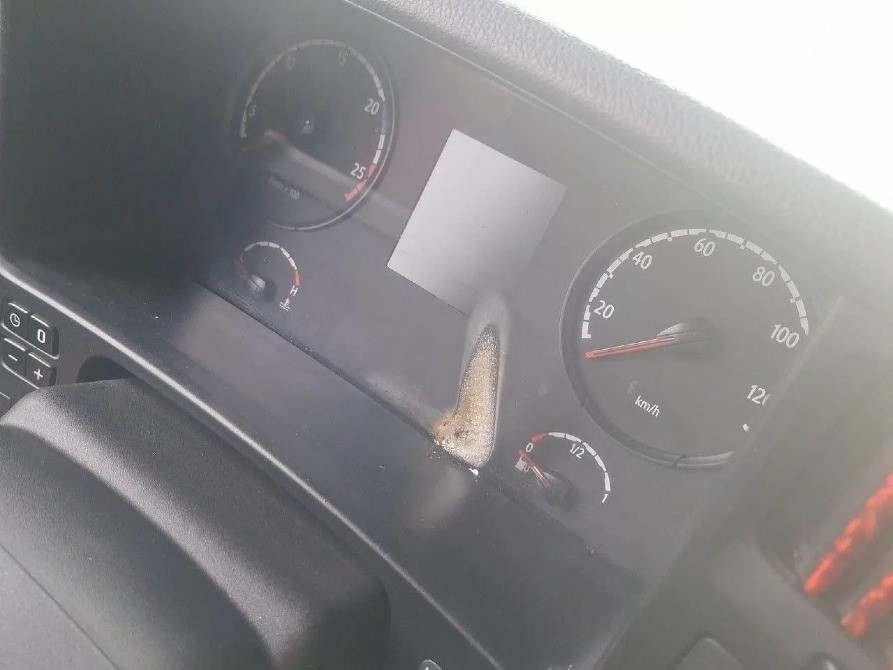 Ищу стекло от панели на Сканию. Вся Россия - изображение 1