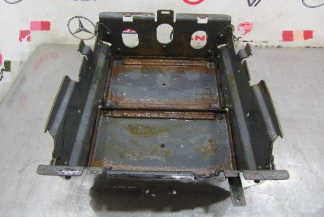 Ищу ящик АКБ на Актрос, 9304200268. Вся Россия - изображение 1