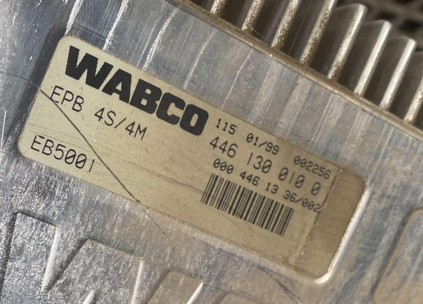 Ищу 4461300100 блок управления EPB на Мерседес мп1. Вся Россия - изображение 1