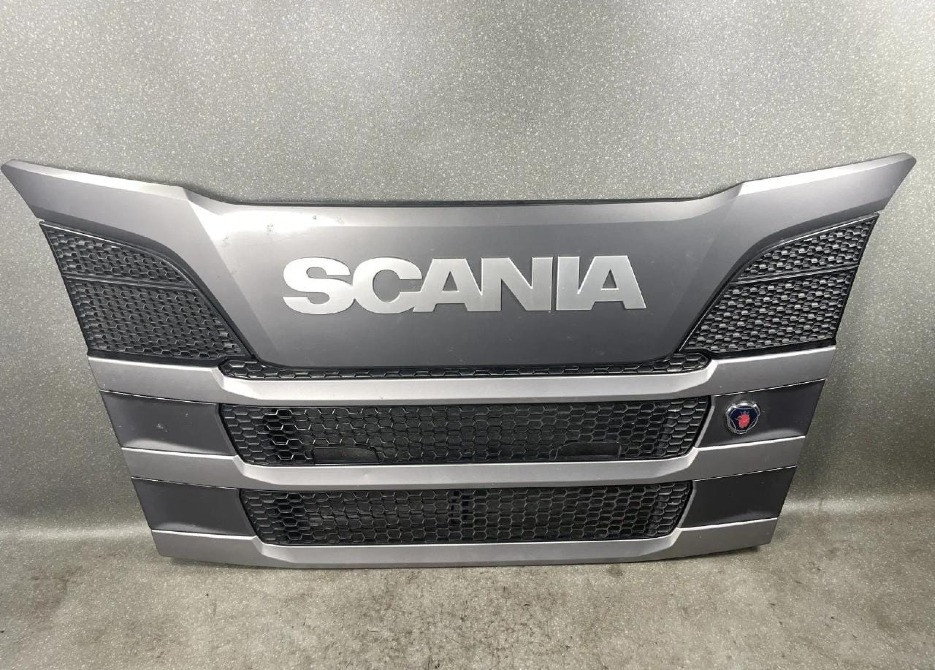 Ищу капот в сборе 2365443 Скания. СПБ\МСК. Вся Россия - изображение 1