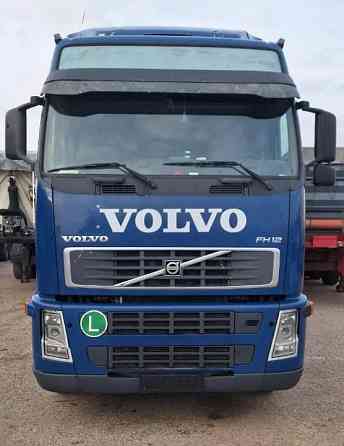 Куплю документы с рамой на VOLVO FH12 (как на фото). 