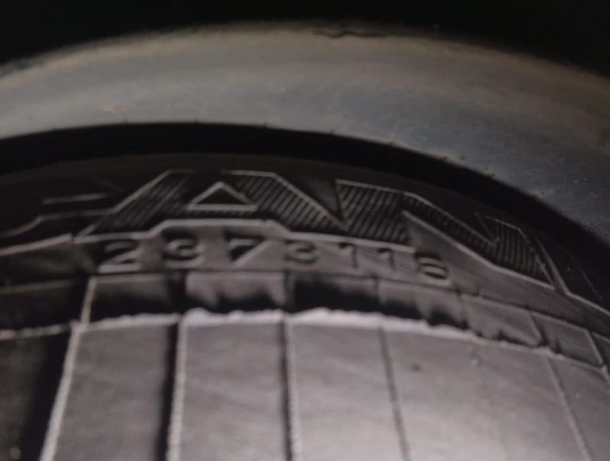 Ищу пневмоподушку 2373116 Scania, или отдельно стакан.  - photo 1