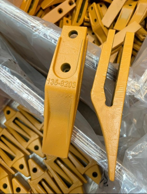 Зубья и бокорезы ковшей экскаваторов-погрузчиков Sankt-Peterburg - photo 1