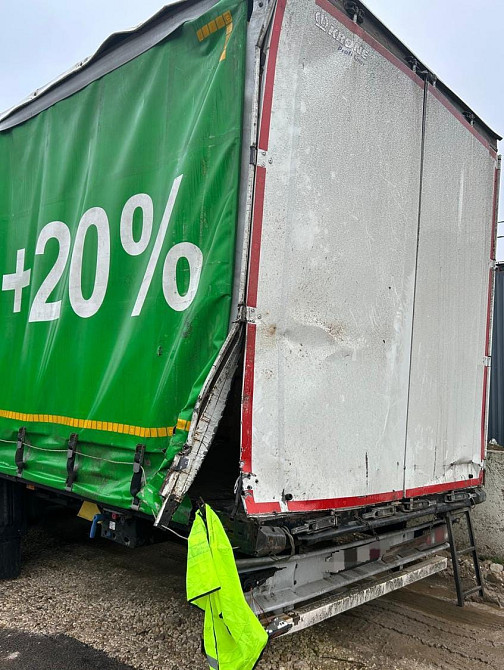 Нужна левая дверь на полуприцеп Крона 2020г.  - photo 1