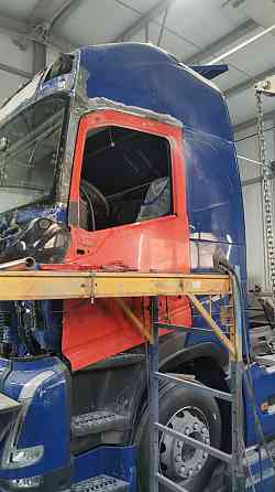 Нужна левая боковина кабины Volvo FH. Вся Россия