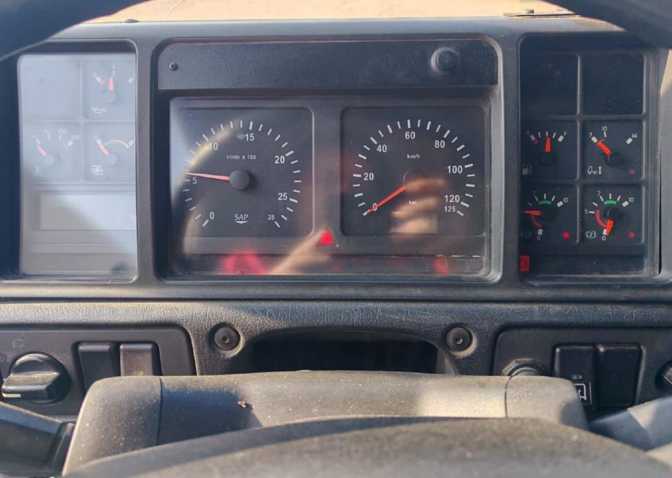 На Volvo FH12 куплю панель приборов. Вся Россия - изображение 1