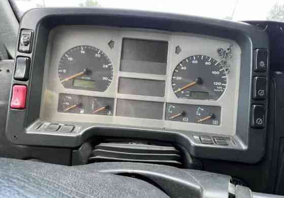 Ищу пластик панели приборов MAN TGA. 