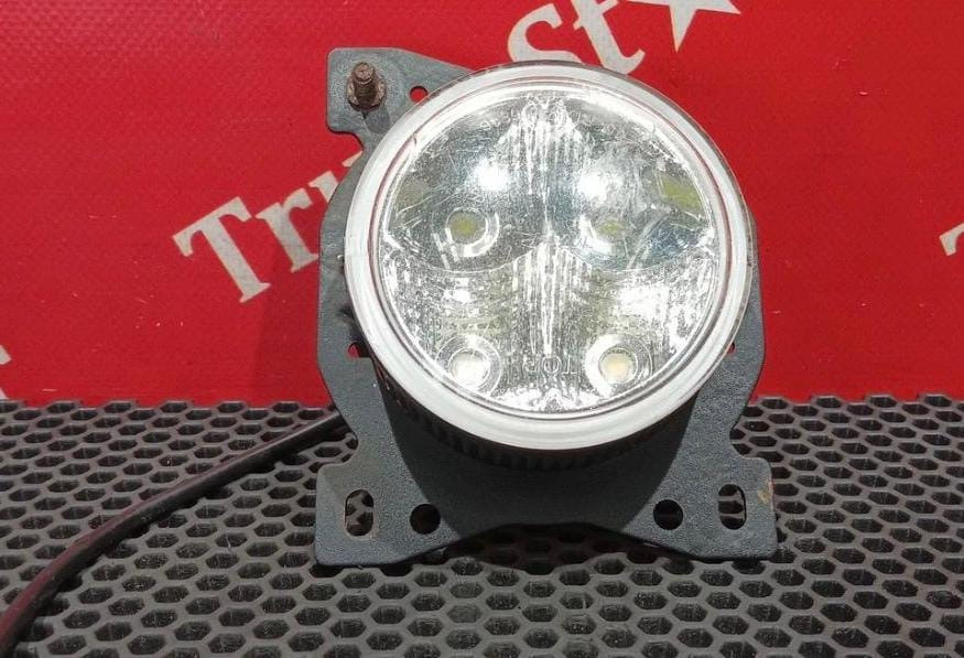 Куплю такую фару Даф.  - photo 1