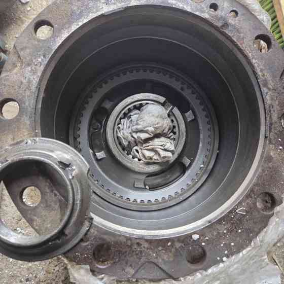 Ищу бортовой редуктор по вину X8UP6X40002060160 Scania. 