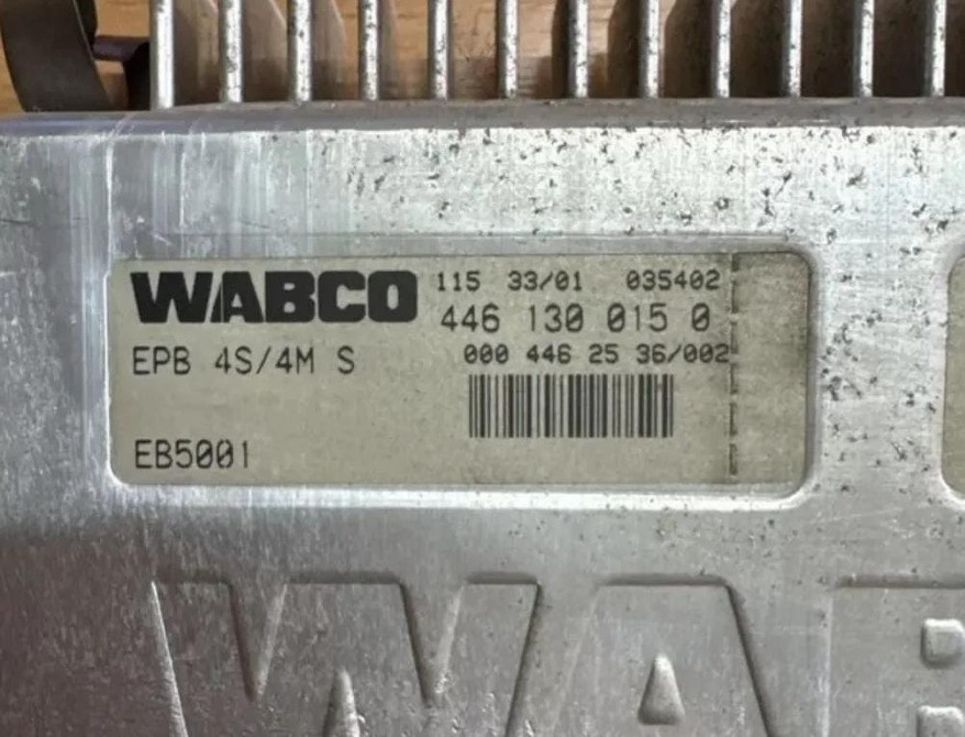 Ищу электронный блок EBP A0004462536, 4461300150 WABCO на Mercedes MP1.  - photo 1
