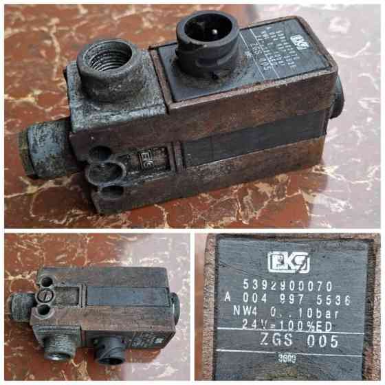 Нужен A0049975536 клапан электромагнитный Mercedes. 