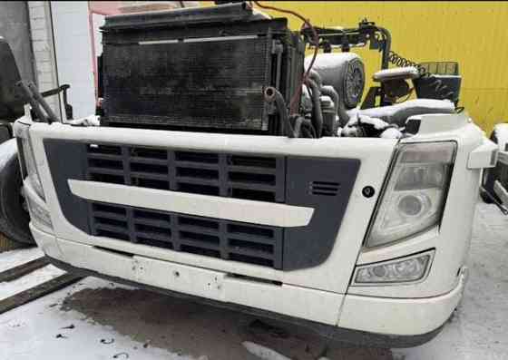 Нужен ноускат (белый цвет) Volvo FH13. 