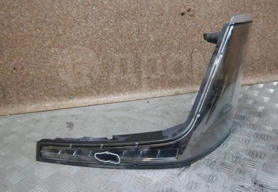 Ищу левый поворотник Рено Т. Вся Россия - изображение 1