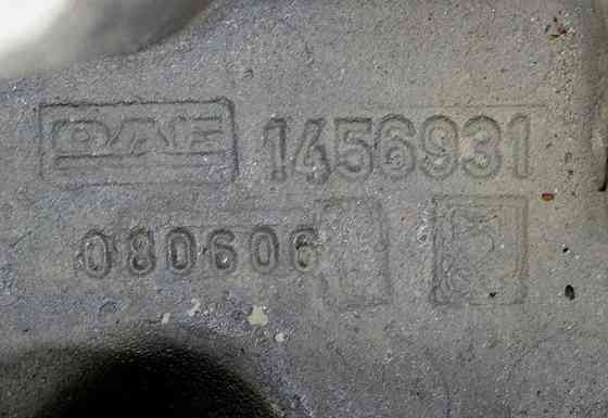 Нужен кронштейн бампера правый 1456931 DAF. 