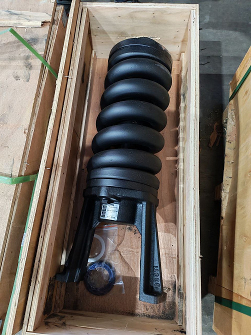 Натяжители гусеничных цепей буровых установок EPIROC FlexiROC D65 Sankt-Peterburg - photo 1