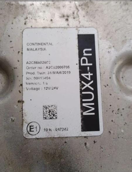 Нужен блок управления светом A2C86852602.  - photo 1