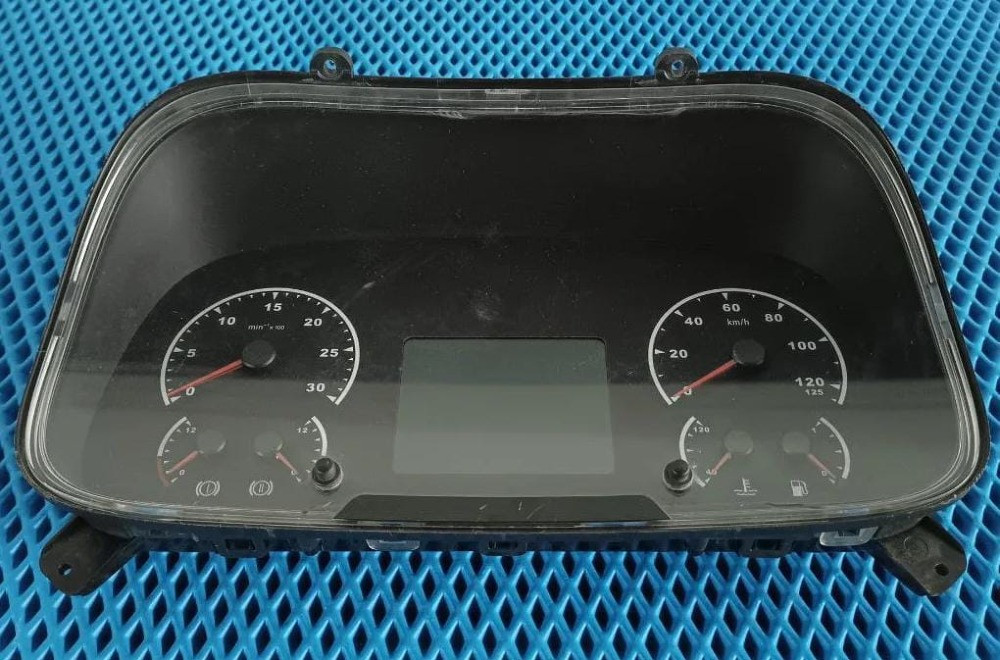 Нужна такая комбинация приборов КАМАЗ. Вся Россия - изображение 1