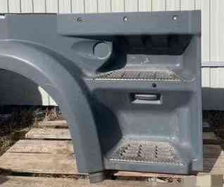 Нужен корпус подножки правый DAF 105. Оригинал целый! Вся Россия