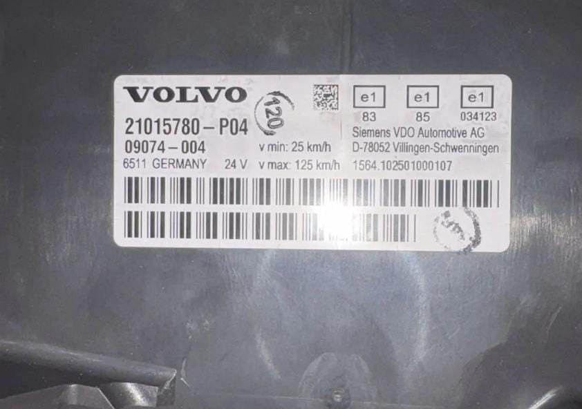 Ищу 21015780-P04 Volvo щиток приборов с датчиком мочевины, под акпп.  - photo 1