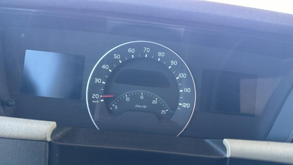 На DAF евро 6 нужен такой щиток приборов (2014-2015гг.).  - photo 1