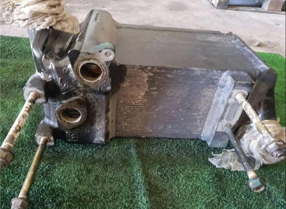 На MAN TGA нужен теплообменник интардера 0501214018.  - photo 1