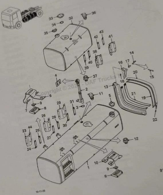 Нужен 2198101 - бак 950 литров DAF XF106, со ступенькой, трапом и кронштейнами.  - photo 1