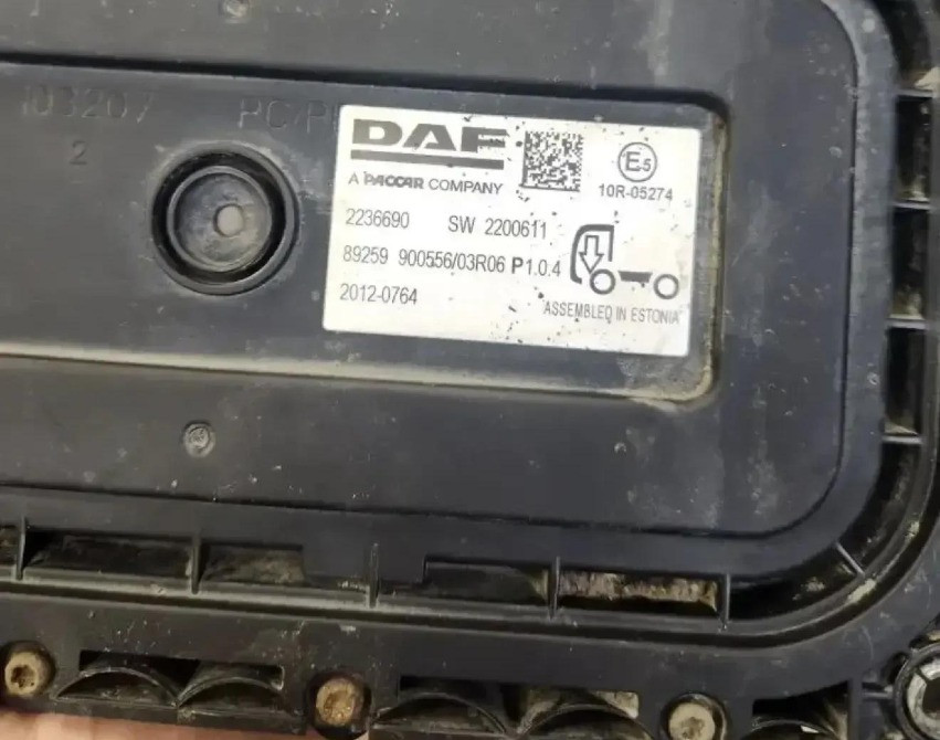 Ищу 2236690 модуль переднего шасси DAF XF 106.  - photo 1