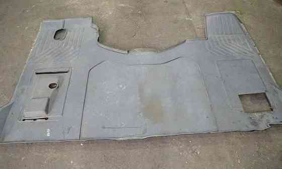 Ищу такой ковер на Мерседес МП3 мегаспейс (см.фото). Вся Россия