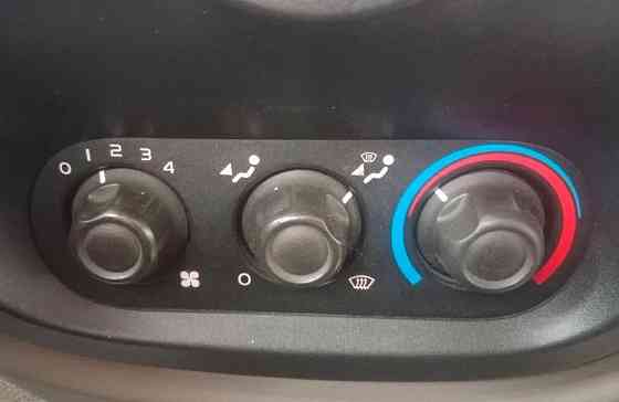 Нужен 1681099 блок управления климатом на Даф 105. НОВОГО ОБРАЗЦА. 