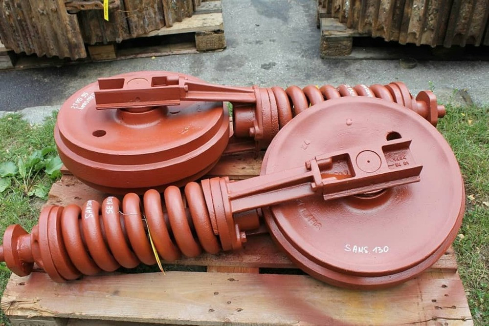 Натяжители гусениц экскаваторов и бульдозеров Sankt-Peterburg - photo 1