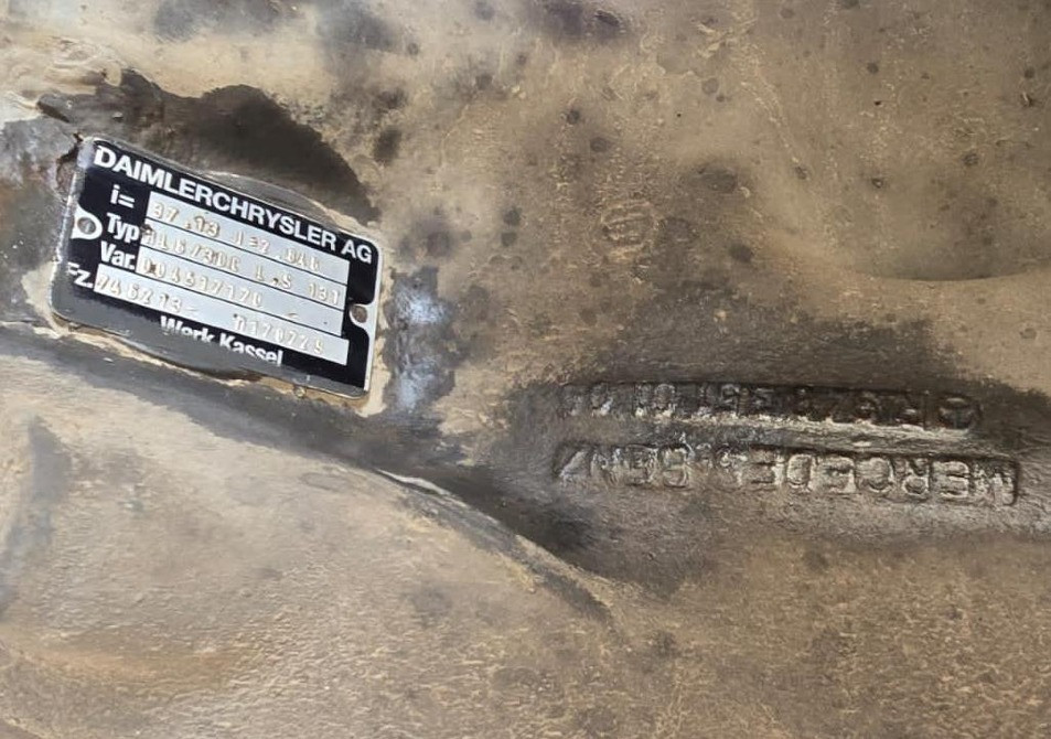 Нужен редуктор HL6/3DC L,S 13T 37:13 2,846 на Мерседес.  - photo 1