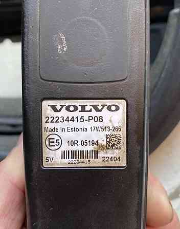 Ищу 22234415 пульт управления пневмоподвеской Volvo. 