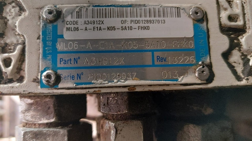 Нужен распределитель на TEREX TSU70.  - photo 1