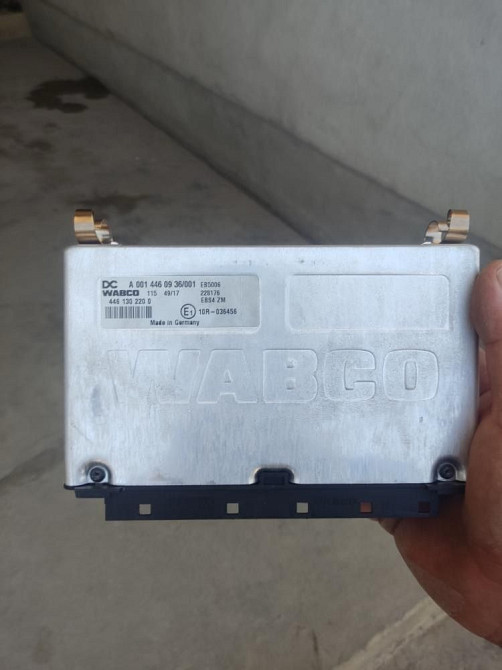 Ищу блок управления EBS 0014460936 на Актрос МР4.  - photo 1