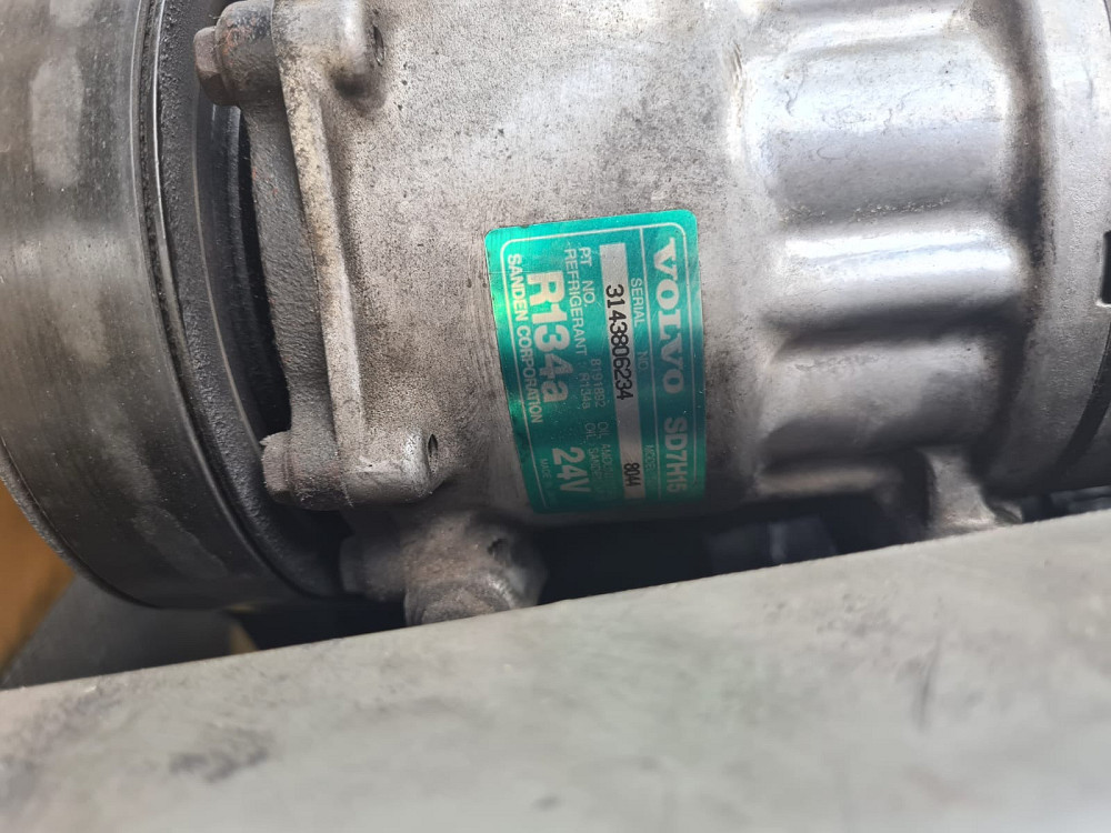 Куплю компрессор кондиционера на Вольво FH12 2004 год, 3143806234.  - photo 1