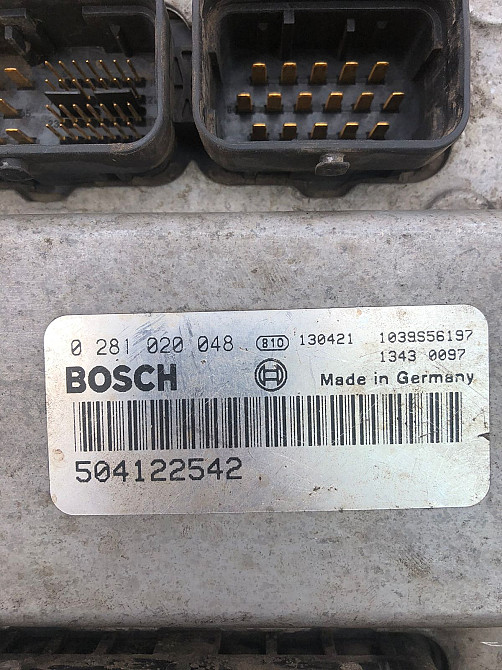 Нужен блок управления 0281020048.  - photo 1