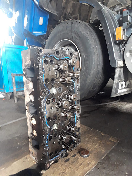 Нужна головка на DAF CF85 430лс, 2001г. (от Дафа 95 или 85 - 2001 г.в ...