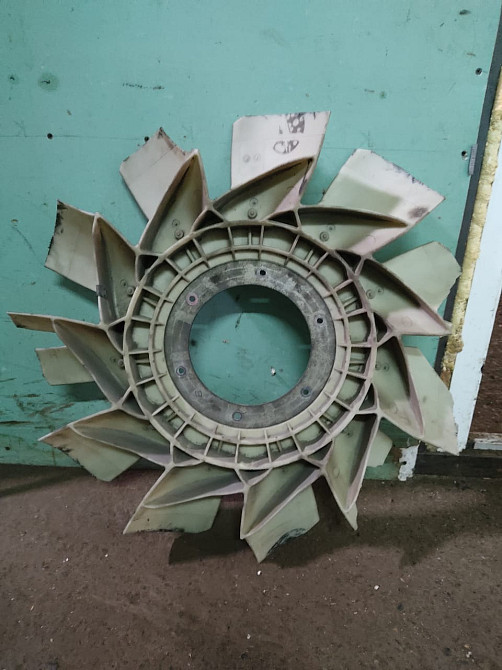 Нужна крыльчатка на Renault T, 7421705707.  - photo 1