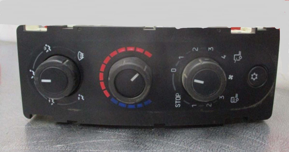 Ищу блок управления отопителем Renаult Premium 7421396456/7484171531. Безнал с ндс, желательно Мск.  - photo 1