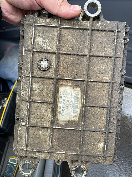 Нужен блок управления двигателем ZGS002 / 0004468040 / Mercedes.  - photo 1
