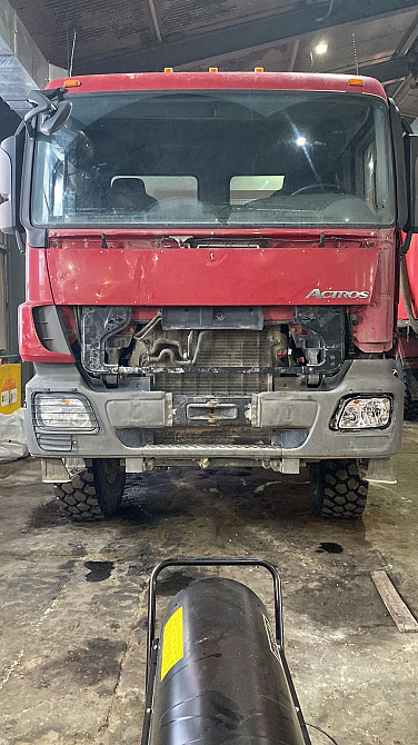 На Актрос нужна облицовка, кронштейны крепления капота.  - photo 1