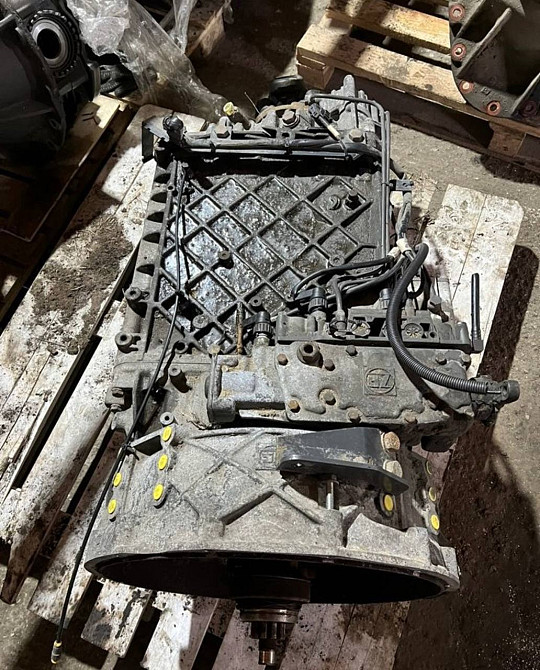 Куплю кпп механика старого образца квадратик без ретарды (передатка 1) на DAF XF105.  - photo 1