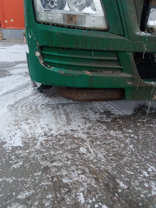 Нужны подножки, реснички, бампер на MAN TGX (желательно темно зелёные).  - photo 1