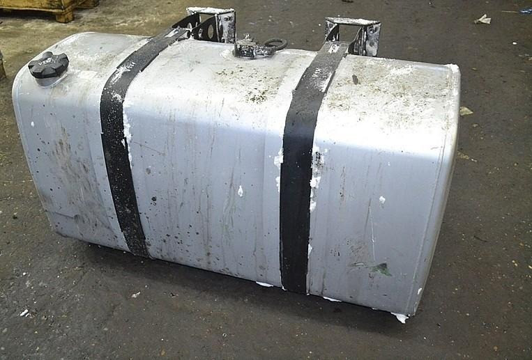 Нужен бак на Рено (параметры 130-69-71), можно голый. (бак длиннее не предлагать).  - photo 1