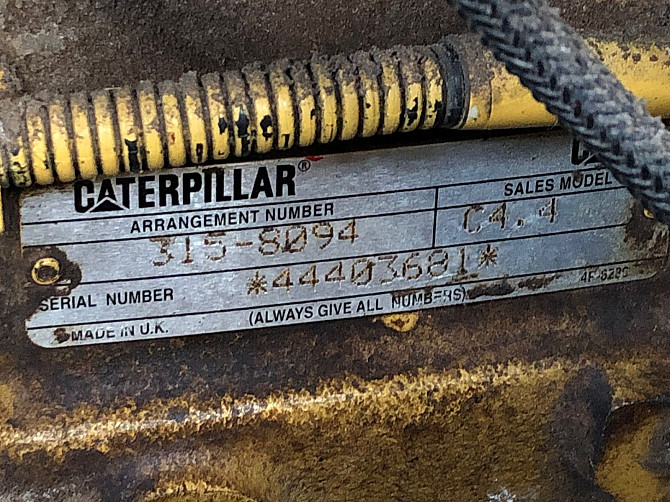 Нужен двигатель в сборе или столб С4.4 САТ.  - photo 1