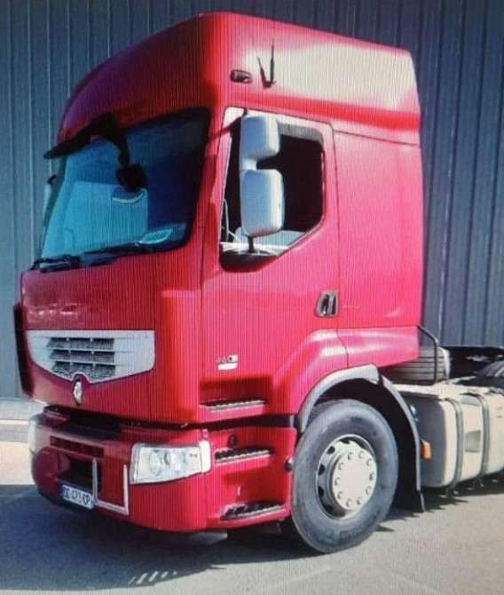 На Renault Premium DXI 2007г.в. механика (VF624GPA000014370) нужна кабина красная 1й-комплектации (и  - photo 1